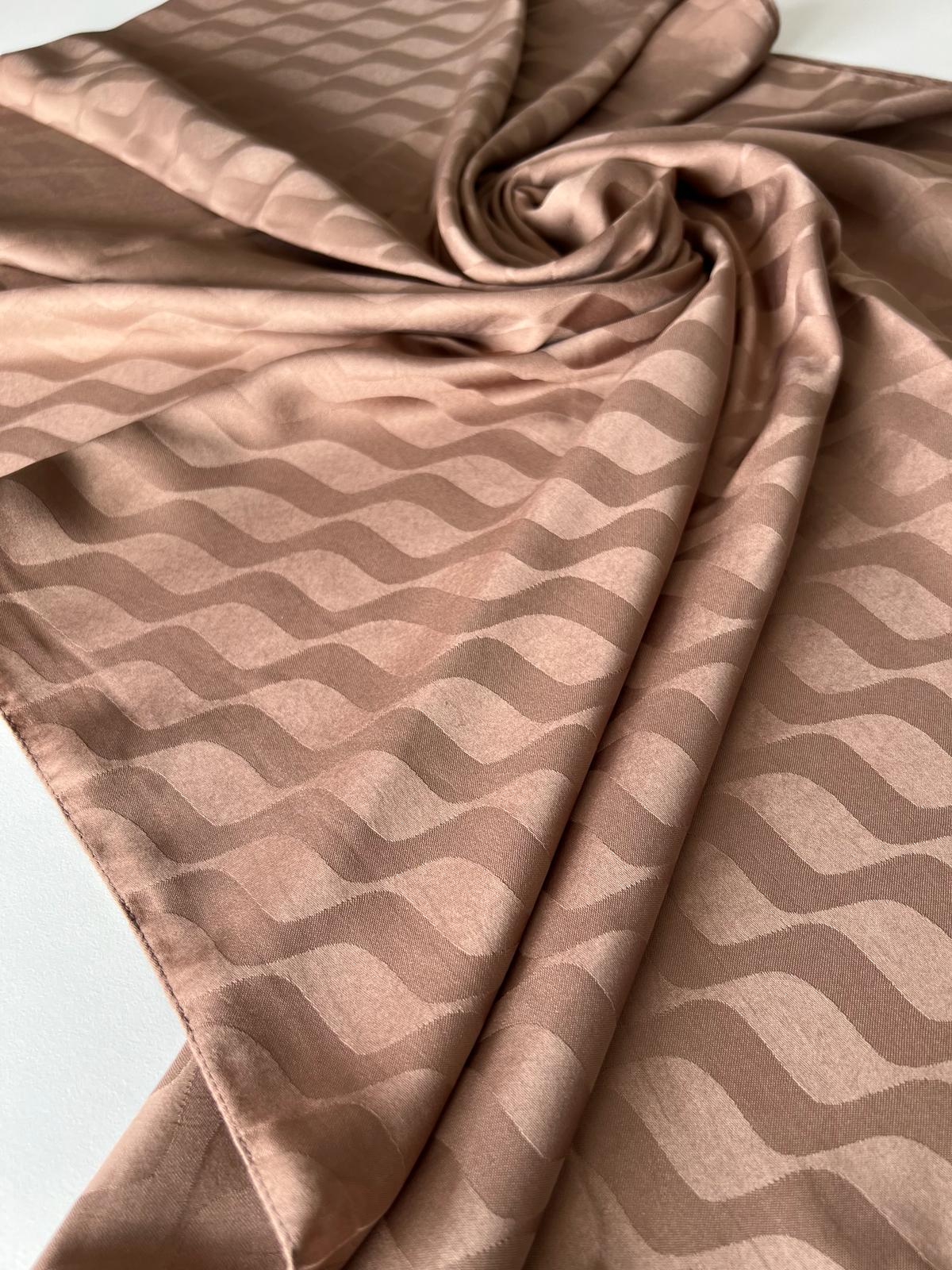 Tawny Braun Muster Jakar Hijab