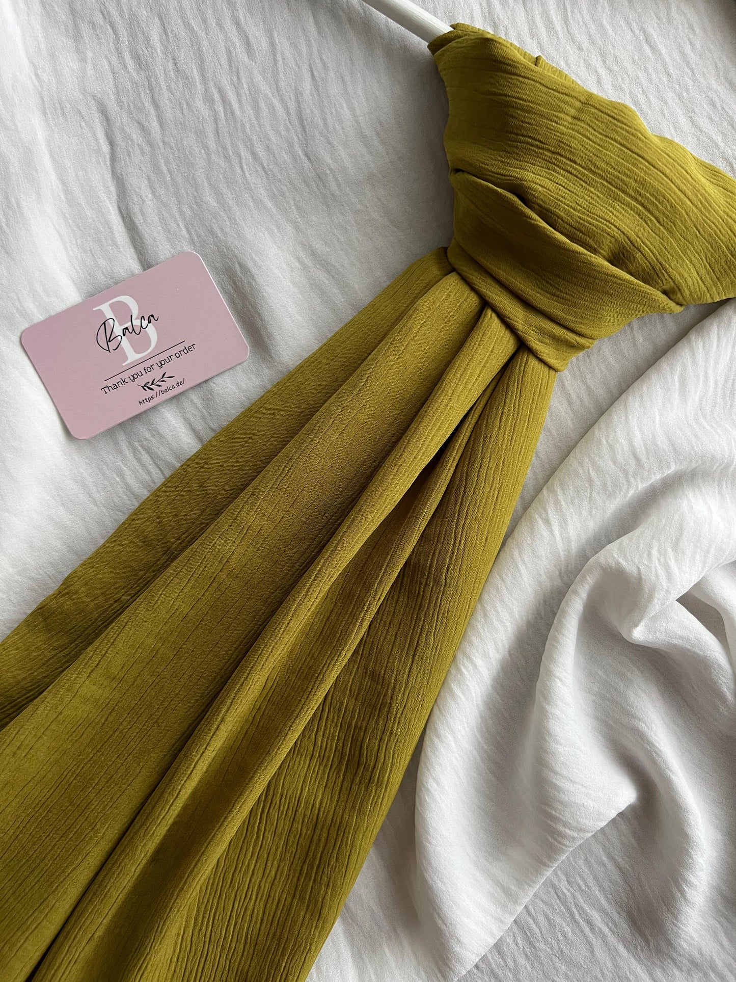 CRINKLE SEIDE OLIVEN GRÜN HIJAB